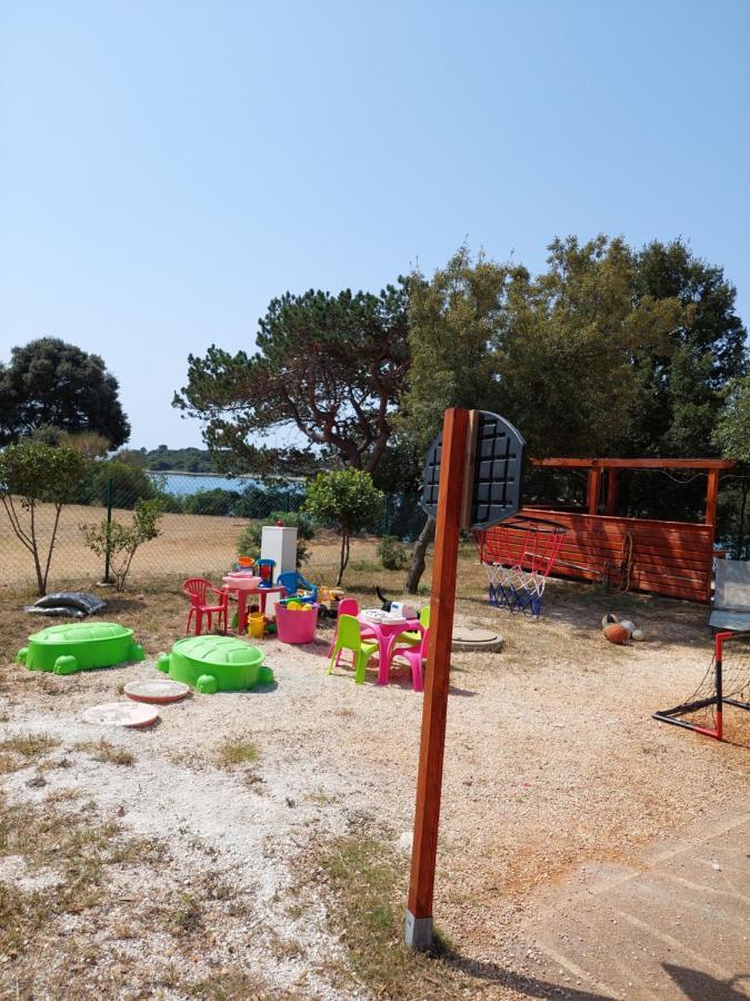 Hotel Grand Veles camp Banjole Exterior foto